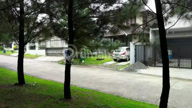 Rumah 2 Lantai Terawat di Cluster Andalusia Sentul City, Bogor Jawa Barat