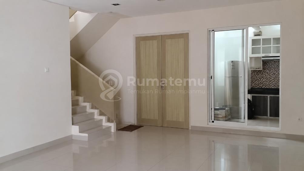Rumah Mewah Pik 1 Plus Basement! Cluster Layar Permai, Luas 120M² Hanya 4.7M !! (Al003)