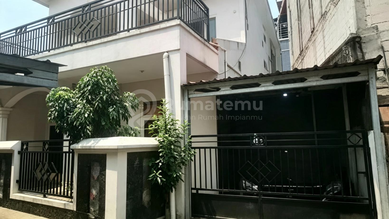 Dijual Rumah Strategis Harga Menarik di Tangerang Selatan