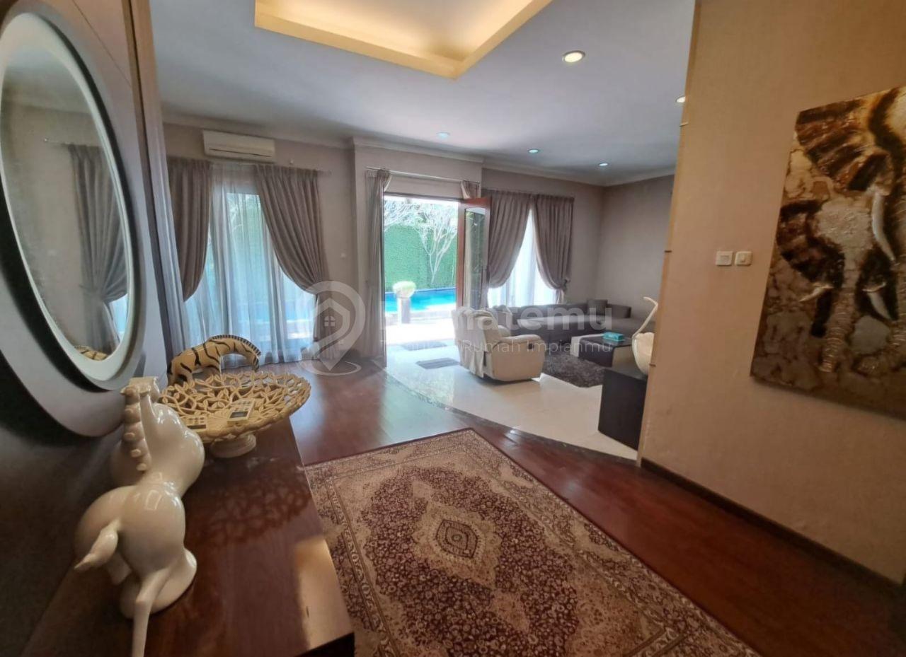 DIJUAL RUMAH MEWAH 1 LANTAI DI KEBAYORAN BARU