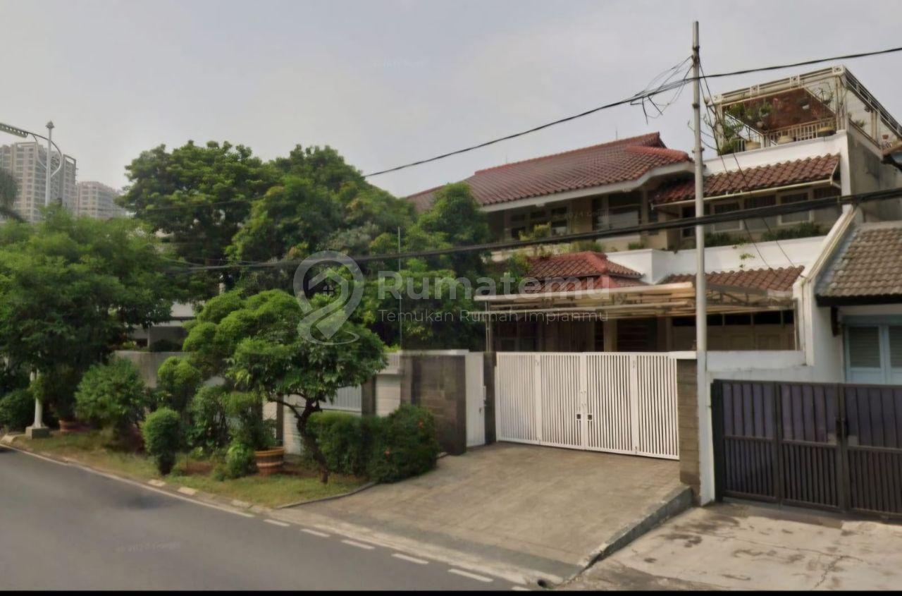 RUMAH DI JALUR RAMAI PONDOK INDAH