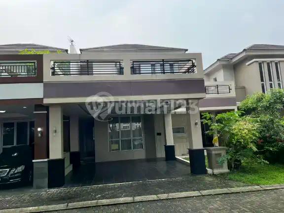 Rumah 2 Lantai Mewah Dekat Sekolah Internasional De Park Bsd