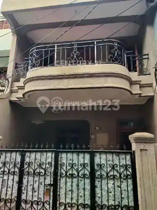 Rumah 2 Lantai Layak Huni di Sumur Batu Jakarta Pusat