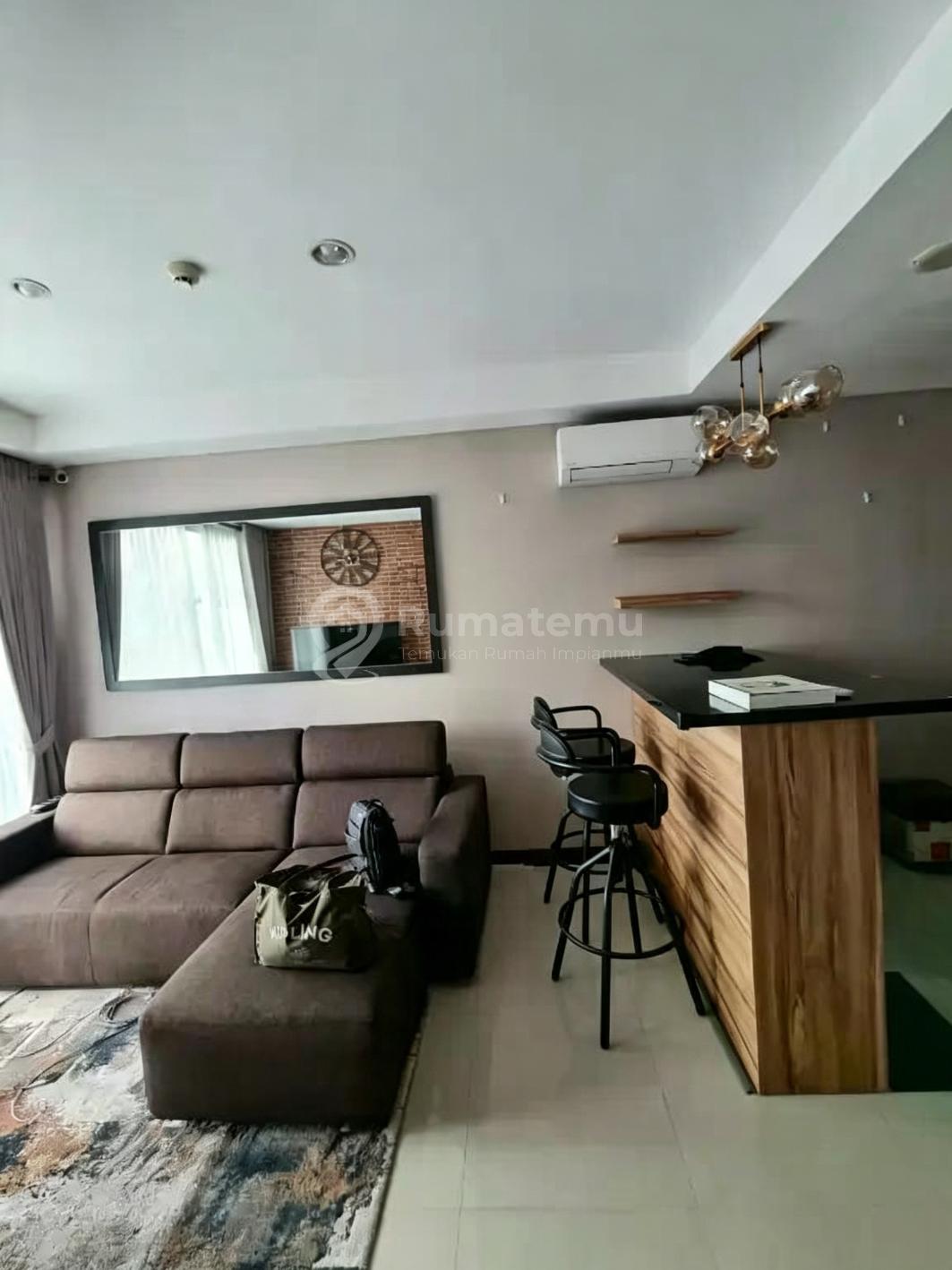 Jual APARTEMENT AKR GALLERY WEST, KEBON JERUK, JAKARTA BARAT
