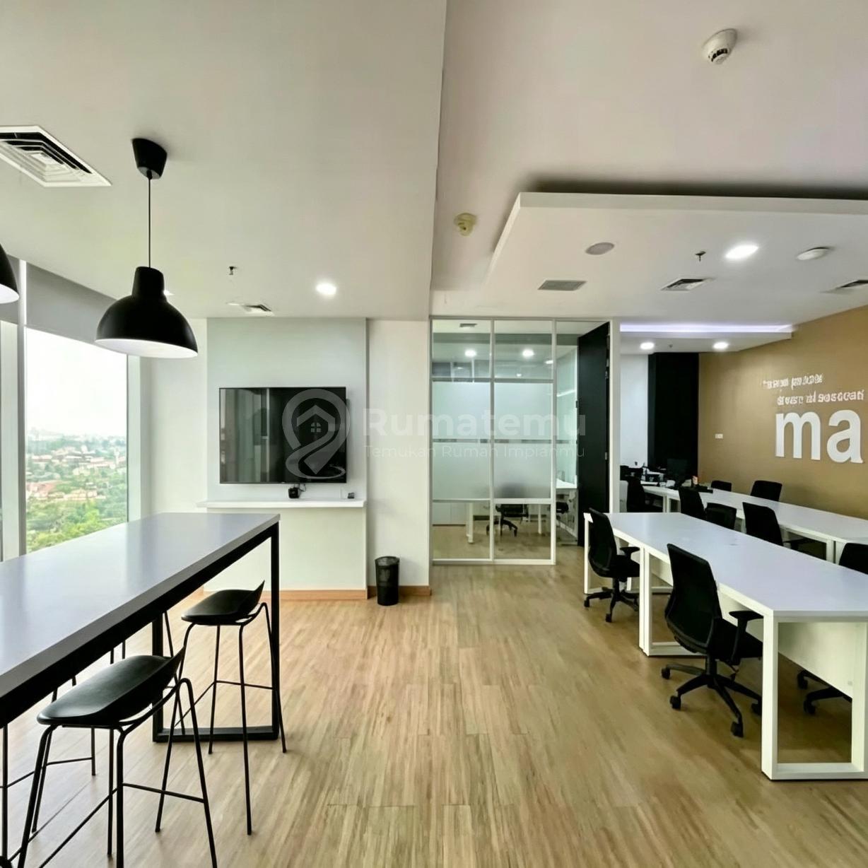 18 Office Park di Jl. Kebagusan, Full Furnish Mid Fl. Jarang Ada
