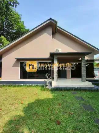 Rumah Villa Desain Mewah Dalam Pedesaan di Tajur Halang Bogor