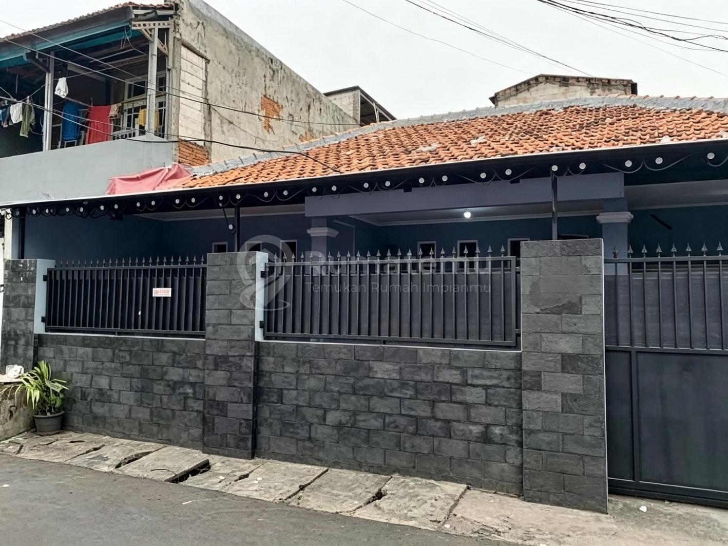 Dijual Rumah 1 lantai lokasi strategis nyaman untuk di tempati Pengadegan Pancoran, Jakarta Selatan