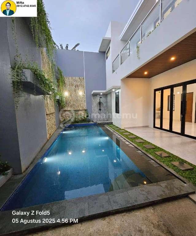 97. Turun Harga Dijual Cepat Rumah Mewah di Radio Dalam Gandaria Utara Kebayoran Baru Jakarta Selatan - Brand New dengan Desain Modern