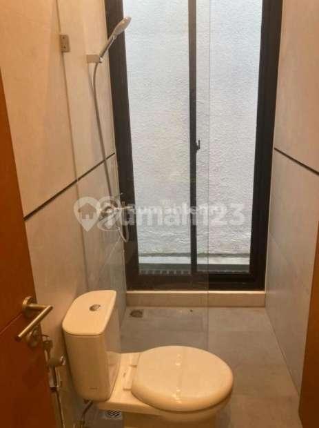 Disewakan Rumah Baru di Bintaro Luminance House Dekat Stasiun Jurang Mangu, Tangerang Selatan