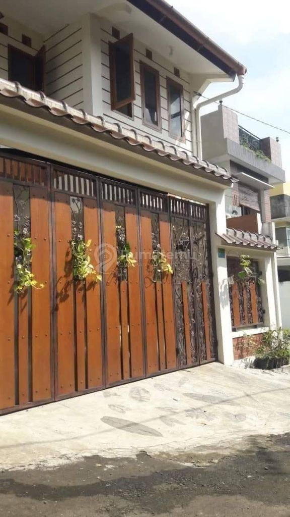 Rumah Bagus 2 Lantai Siap Huni di Ciomas Bogor Dekat KRR