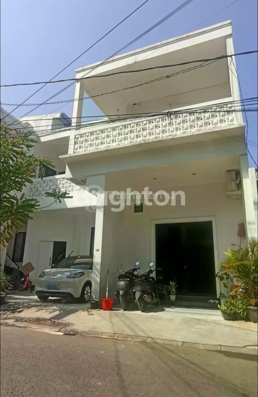 Jual JALAN KALIMANTAN, NUSALOKA, RAWA MEKAR JAYA, KECAMATAN SERPONG, BUMI SERPONG DAMAI, TANGERANG SELATAN, BANTEN