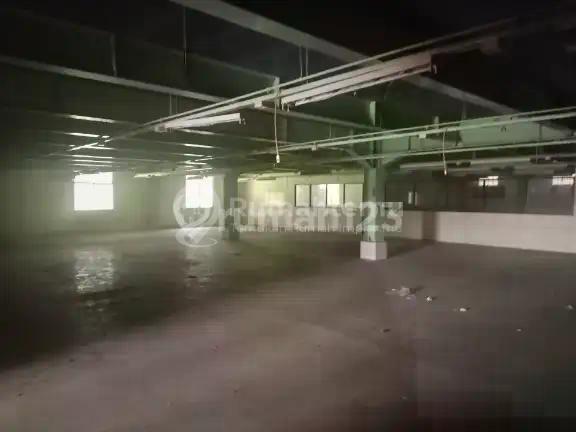 Taman Tekno Gudang 3 Lantai Dilengkapi Lift Kapasitas 2Ton