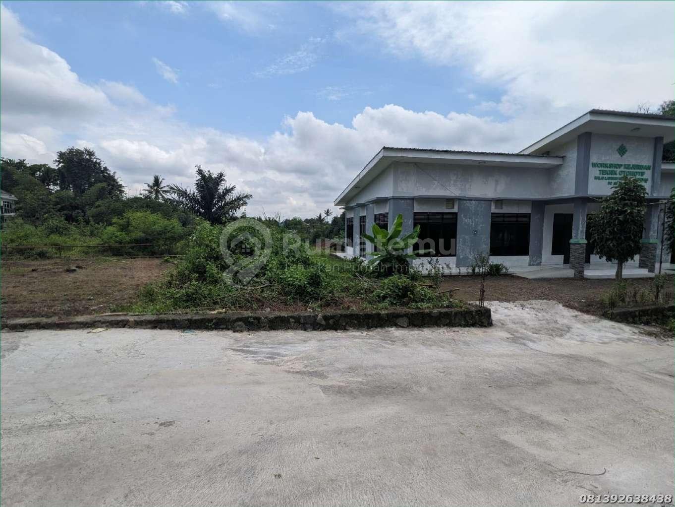 Dekat Lapangan Denggung & SCH Mall Tanah SHM Tepi Jalan Mobil Papasan