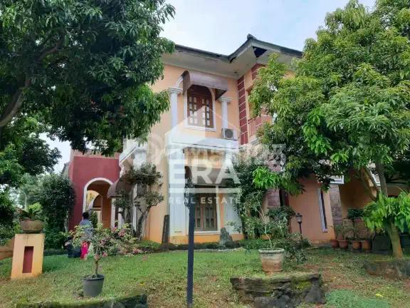 Dijual Rumah 2 lantai siap huni di legenda wisata