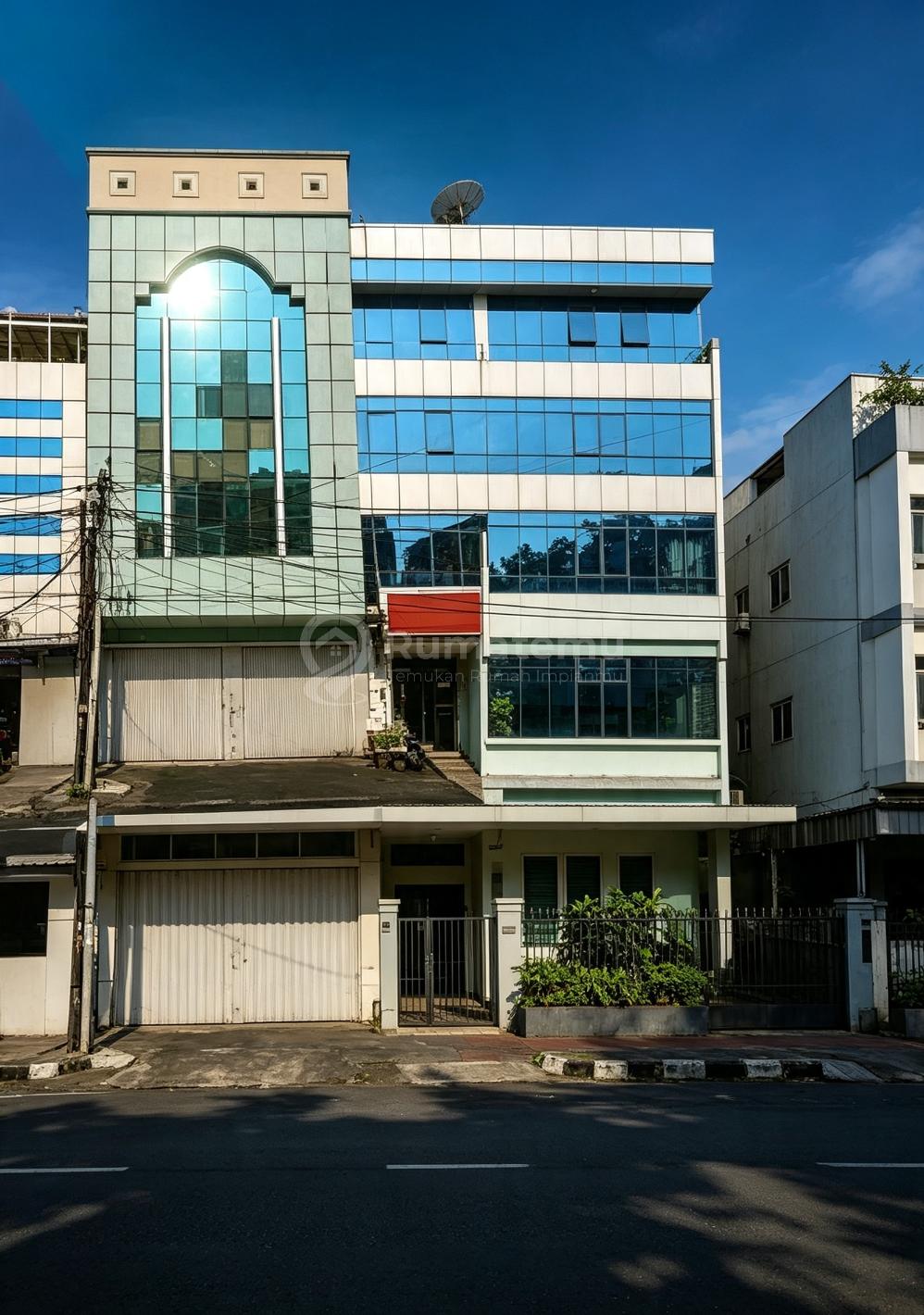 Turun Hargafor Sale & Rent Minibuilding 5.5 Lantai di Gambir Jakarta Pusatshgb