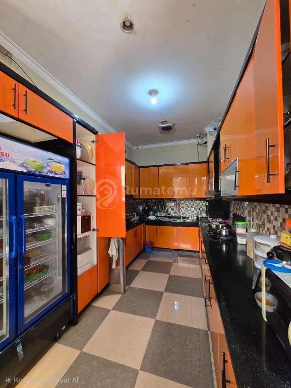 Dijual Rumah Mewah Full Furnished Dalam komplek 