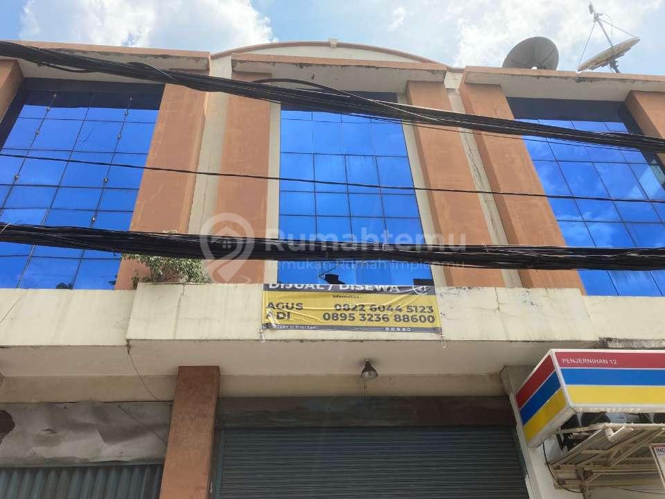 Ruko Gandeng Strategis Bendungan Hilir Jakarta Pusat