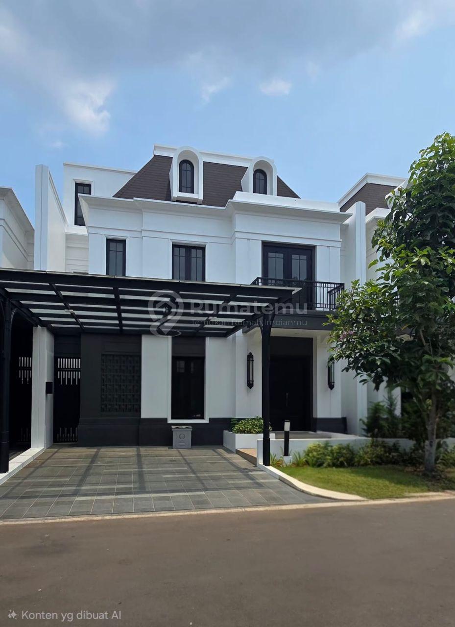 Rumah mewah di Summarecon Crown Gading 