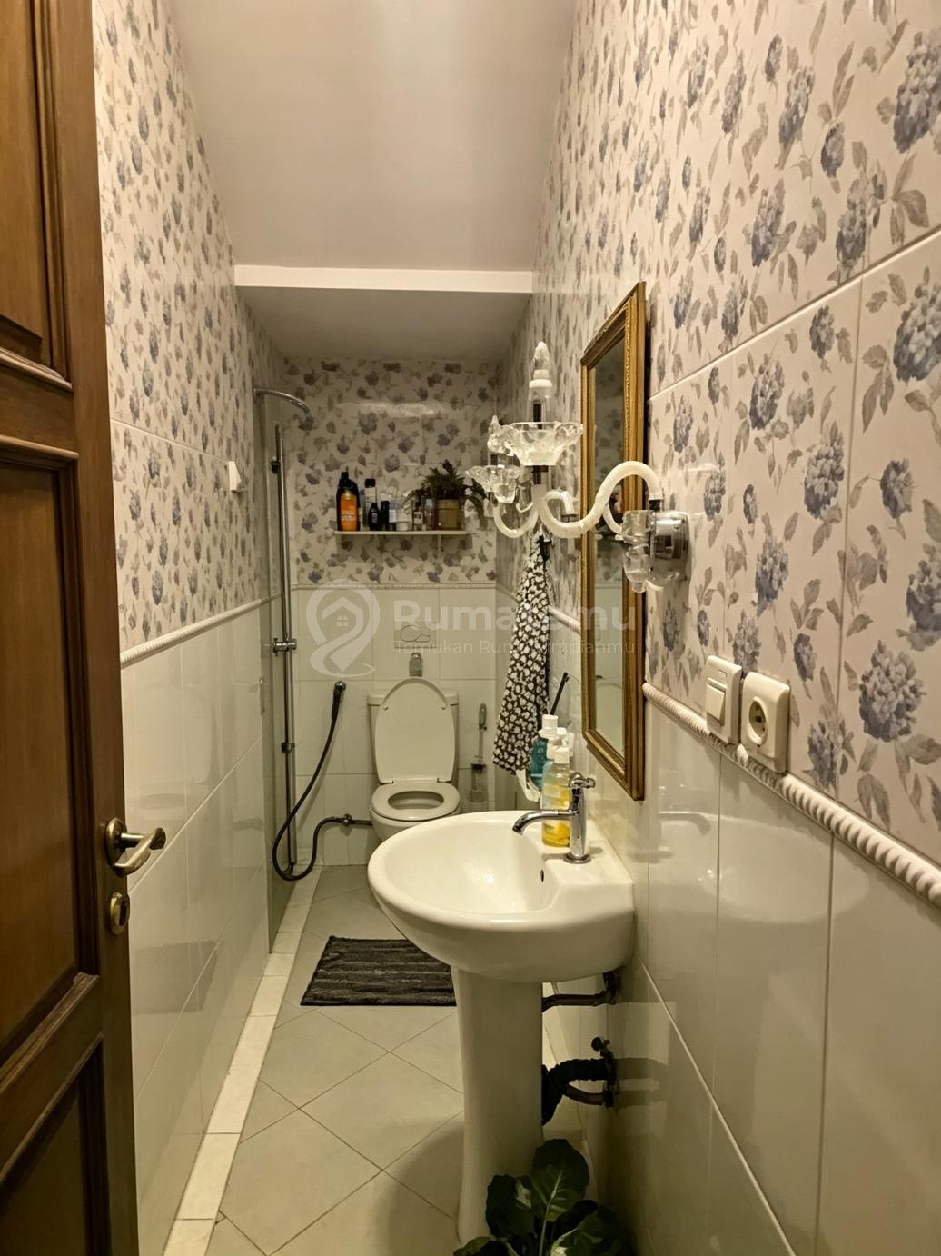Dijual Rumah Full Furnished Mewah Sektor 1.6 BSD City