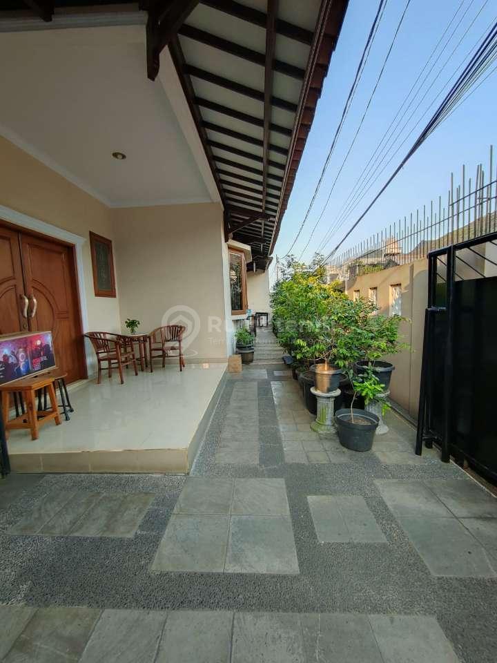 Dijual Rumah Secondary Terawat Kokoh di Cipinang Muara Jakarta Timur 