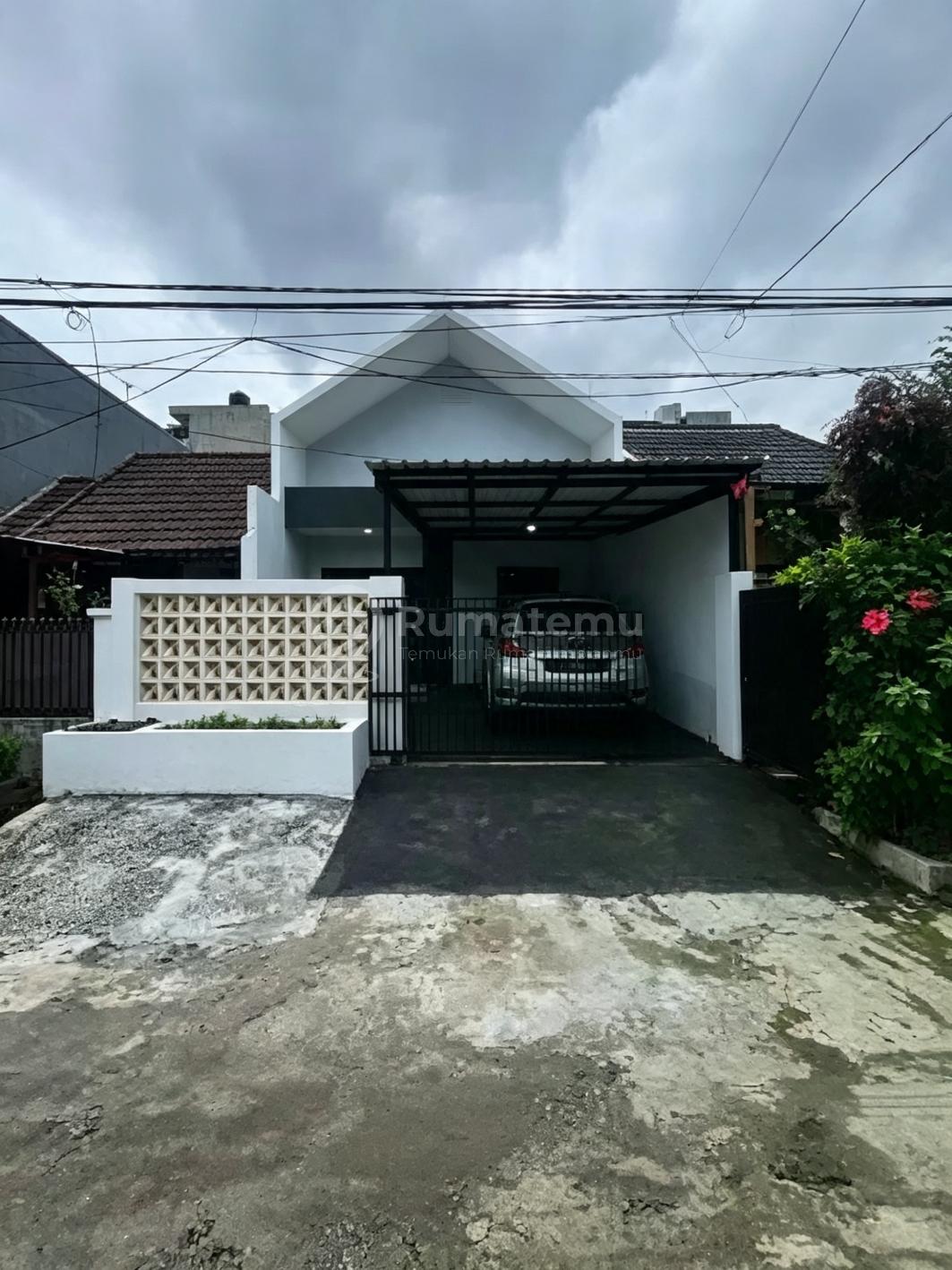 Rumah Baru Renovasi Total Dalam Perumahan
