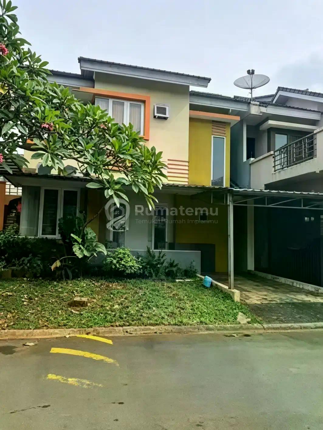 Rumah Di  Neo Catalonia  Bsd City Tangsel