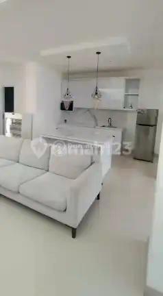 Rumah Classic Design Menarik Furnish Menarik Strategis