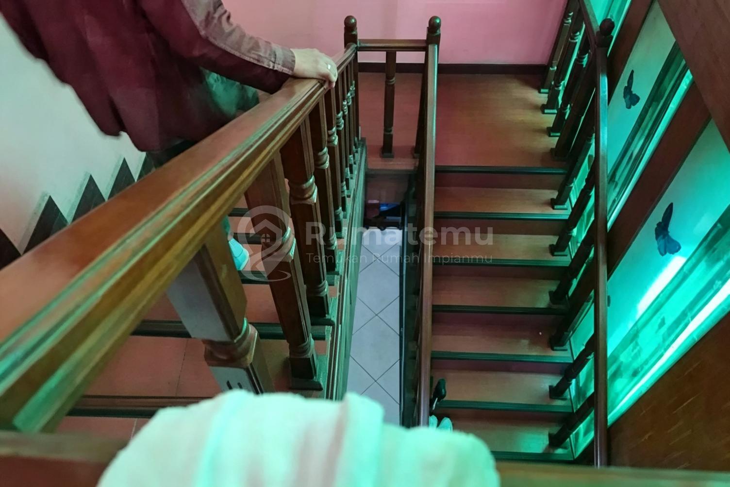 Murah Bangat Rumah Sangat Luas di Perumnas Karawaci Tgr