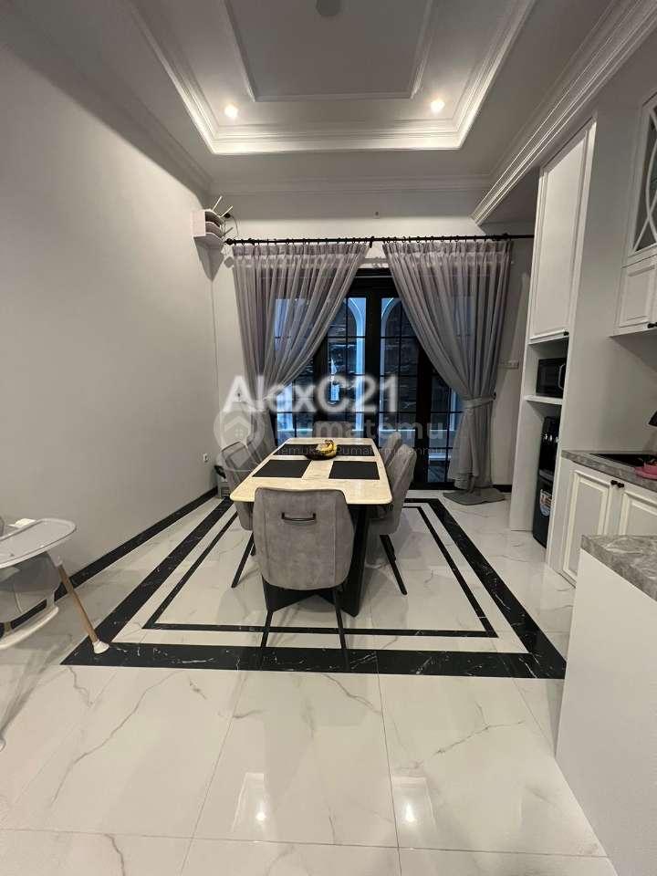 Dijual rumah baru mewah Full furnished Pasar Minggu, Jati Padang, Pasar Minggu