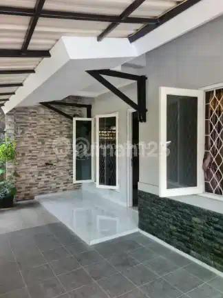 Rumah Siap Huni Masuk Komplek, 300 Meter ke Jalan Veteran Raya