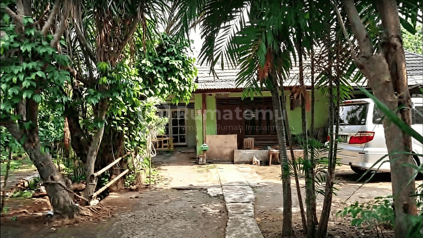 Dijual cepat tanah girik Strategis dekat sekolah,Jl.raya panjang arteri di Kebon Jeruk, Jakarta Barat