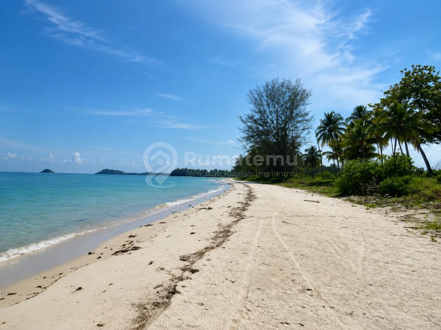 Tanah Pinggir Pantai Cocok Untuk Resort Hotel Villa Bangka Belitung