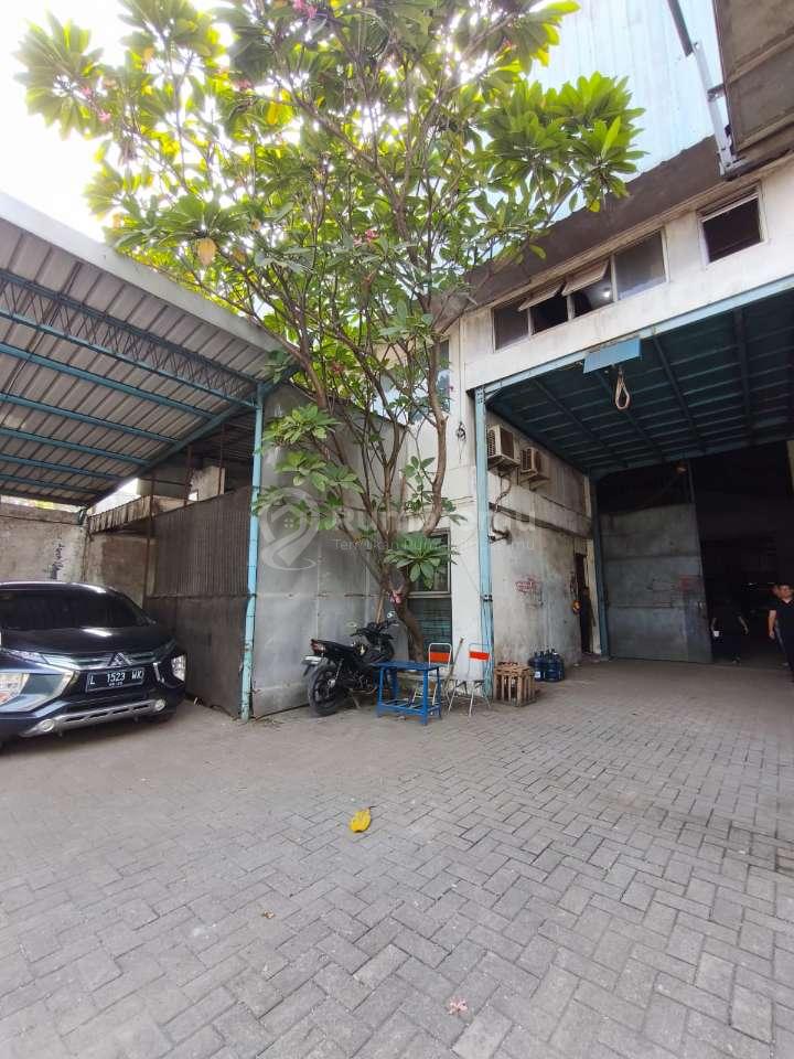pabrik di jalan bringkang Legundi. kawasan industri