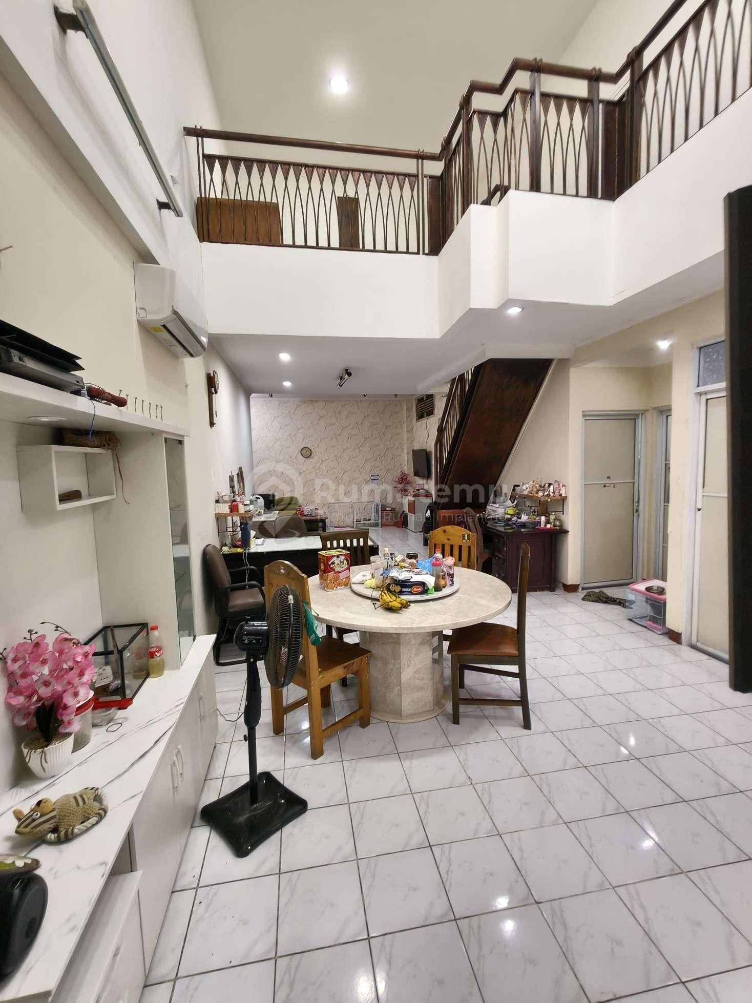 Jual Rumah Komplek Cantik Graha Raya Bintaro