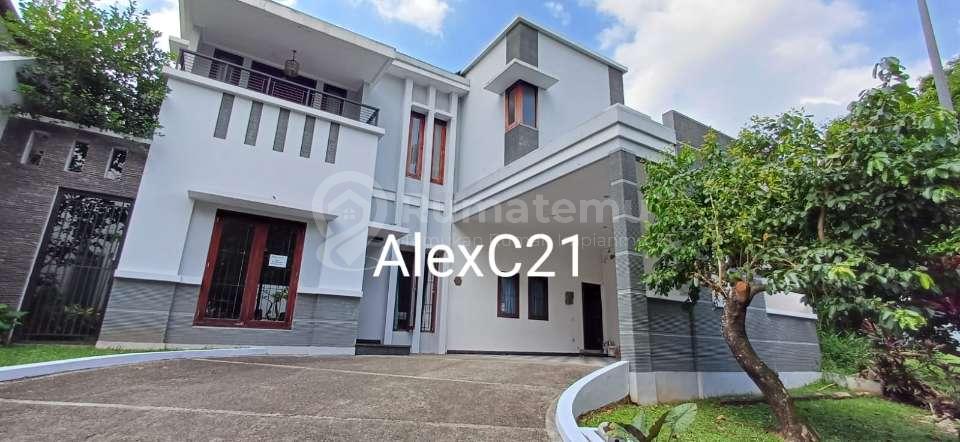 Dijual rumah di Taman Telaga Golf Terdapat Halaman belakang & samping,Lengkong Gudang, Serpong