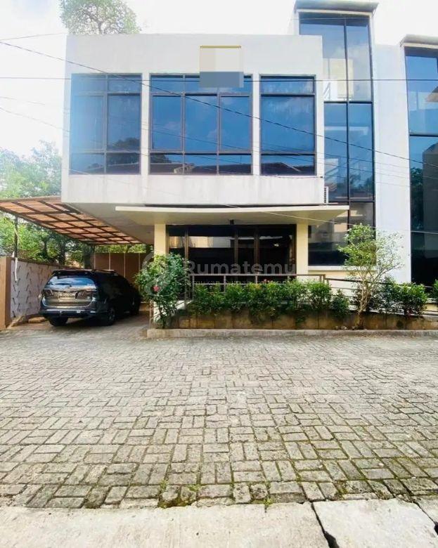 SIAP TINGGAL / SIAP KANTOR! RUMAH SEWA DI KEMANG SELATAN