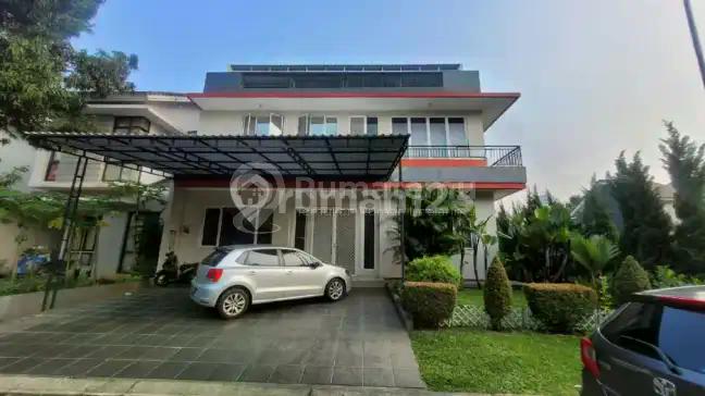 Rumah 2,5 lantai di Foresta BSD CIty, luas tanah 219 luas bangunan 310 harga 5,2 miliar. posisi hoek