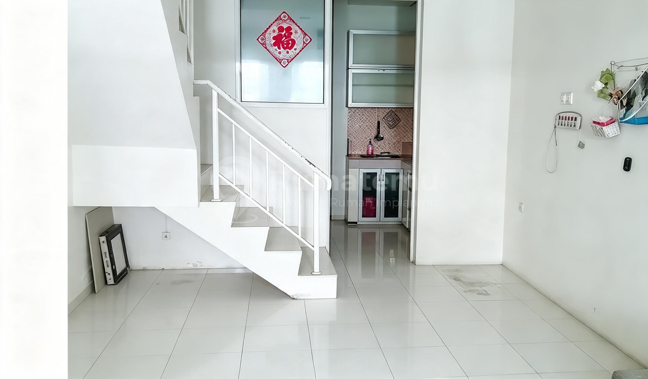 Jual murah dan Cepat Rumah Golden Palm Residence ukuran 45 meter 2 lantai 2 kamar tidur Siap huni
