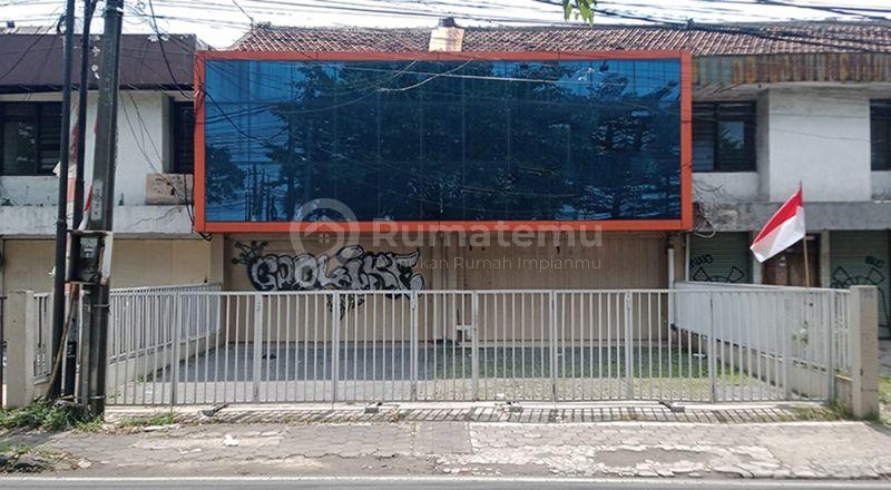 Ruko 2 Unit Berikut Gudang Untuk Pertokoan Perkantoran Pendidikan Lokasi Super Strategis  di Jalan Jend. Sudirman Bandung