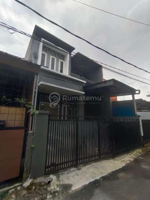 Dijual Rumah baru renov yang minimalis dan modern  di Jagakarsa, Cipedak, Jakarta Selatan