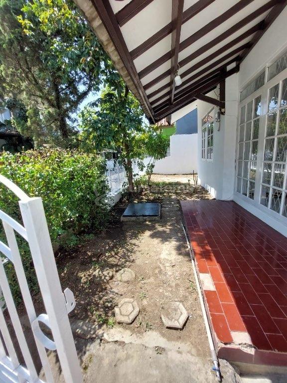 DISEWAKAN RUMAH STRATEGIS SIAP HUNI DI ARCAMANIK – BANDUNG