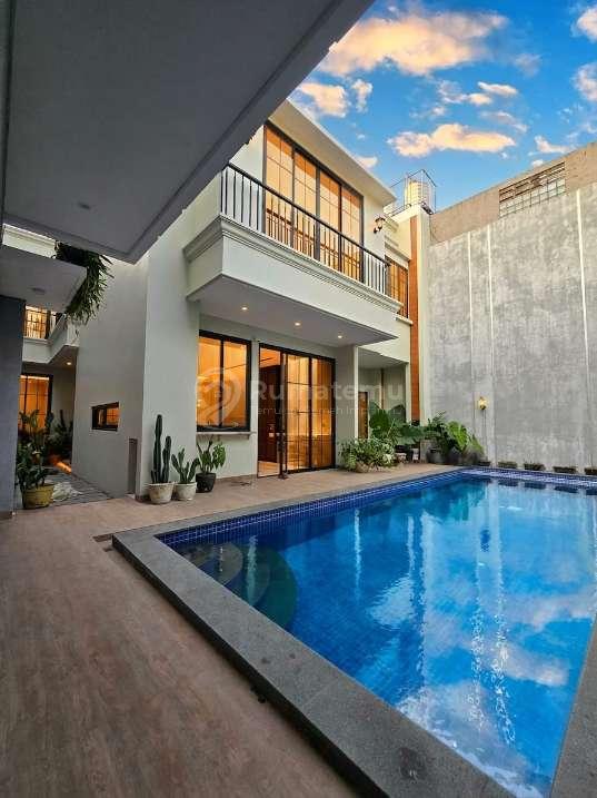 Dijual Rumah Mewah Full Furnished Dengan Private Poll Di Cempaka Putih 