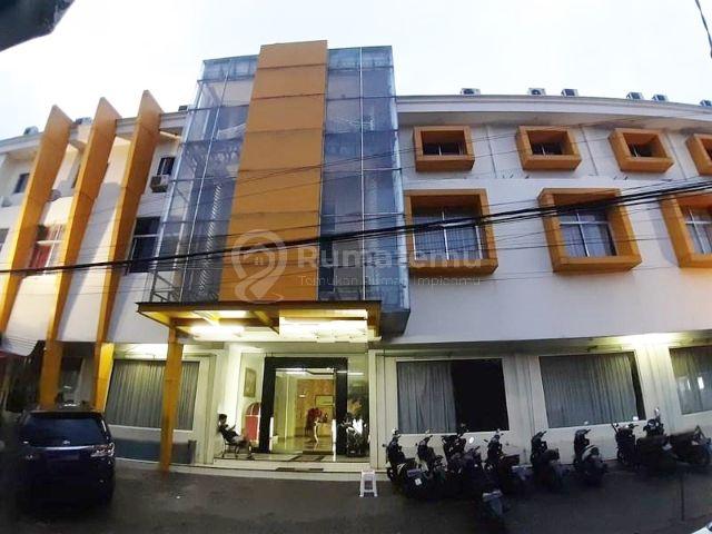 Hotel Dijual, Lok.strategis, Mudah Diakses. di Petamburan. 15067