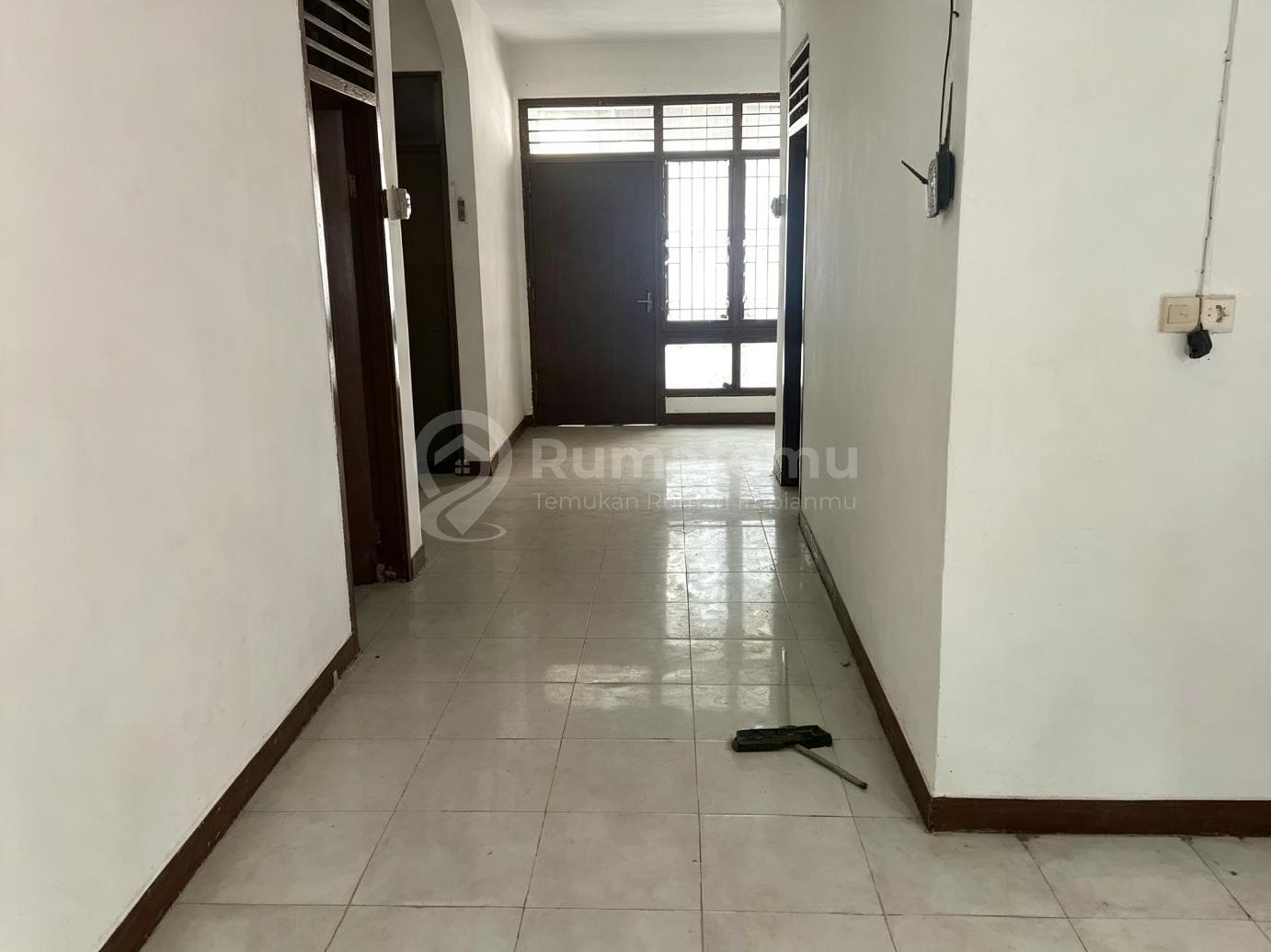 Rumah Cocok untuk Kost-Kostan di Tomang Grogol Jakarta Barat