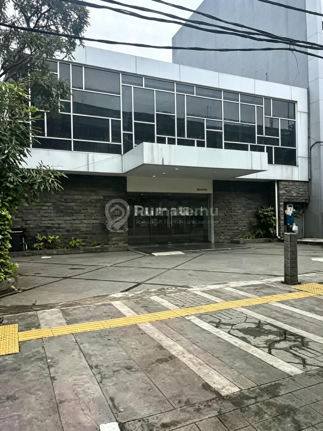 Dijual atau Disewakan.mini Building Cocok untuk Tempat Usaha di Jakarta Selatan