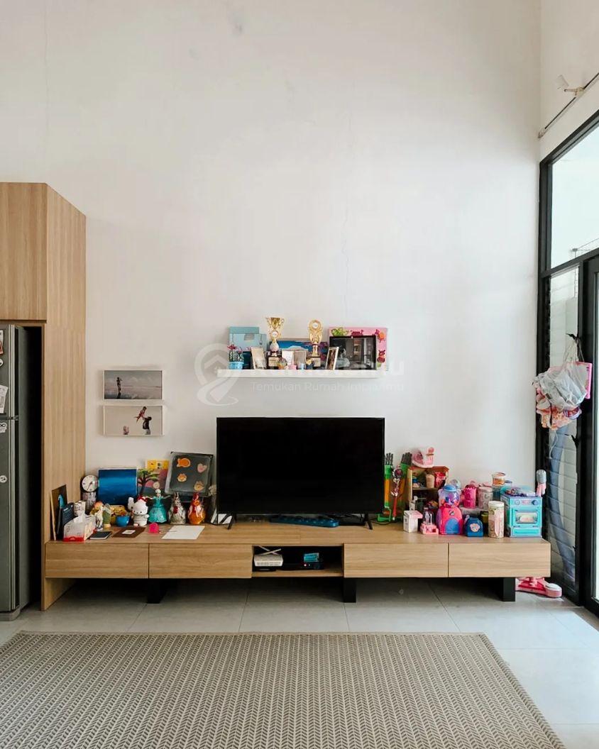 Rumah Dijual di Cluster Sejati Bintaro, Semi Furnished Dekat Pasar Modern Bintaro