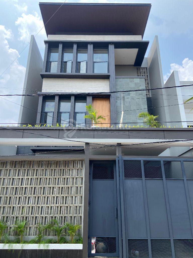 Dijual rumah brand new lokasi strategis di Pondok Indah IR/LT 2008