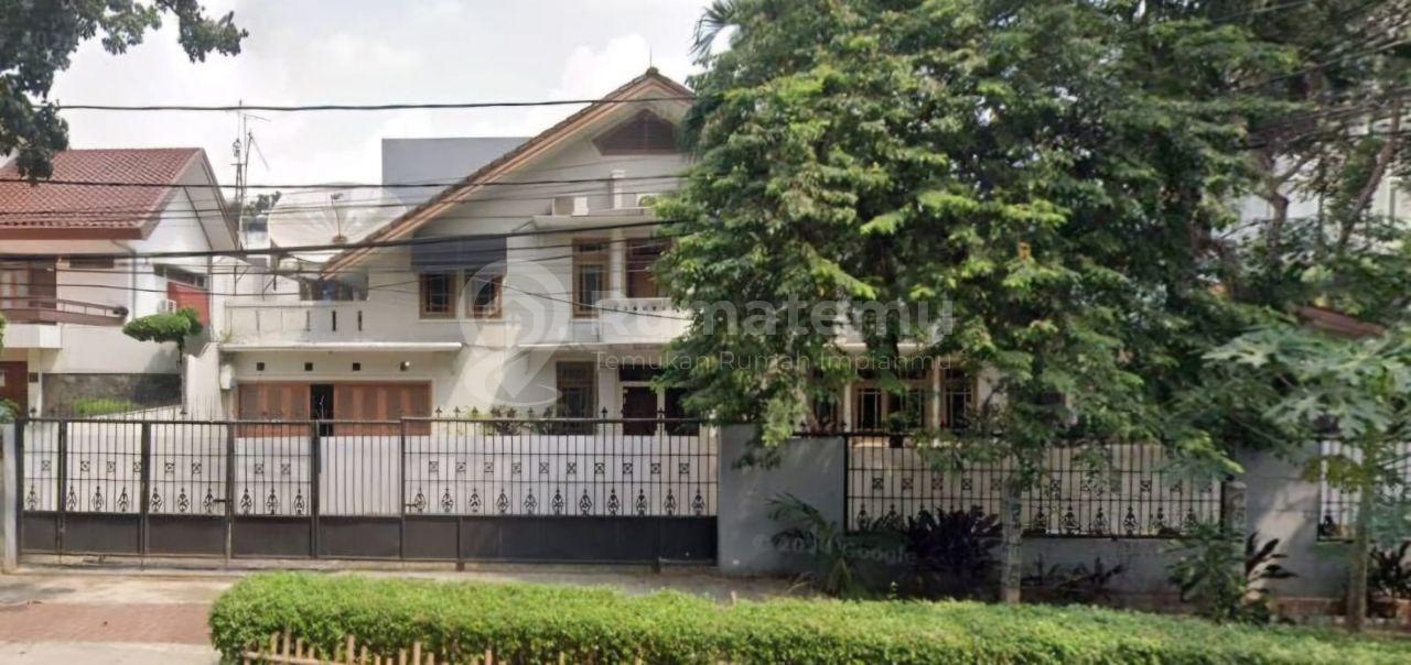 DISEWAKAN RUMAH 2 LANTAI DI DAERAH KEBAYORAN BARU