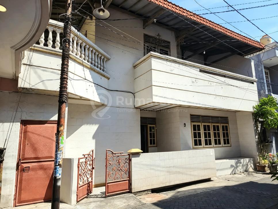 Dijual Rumah Bagus 2 Lantai Lokasi Strategis Dekat Kawasan Religi Masjid Ampel S9611