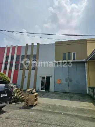 Gudang Siap Pakai Dalam Kawasan Aman Strategis